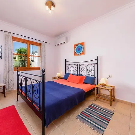 Holiday home Casa Es Domingos