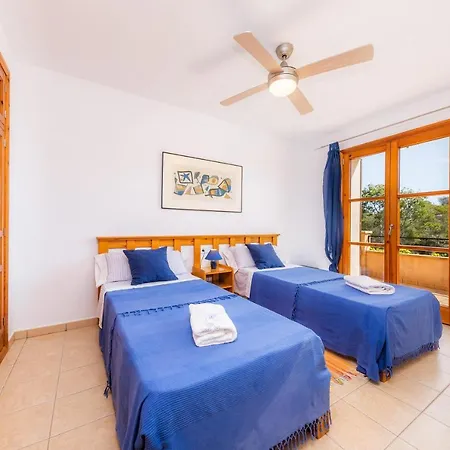 Casa Es Domingos * Cala Llombards